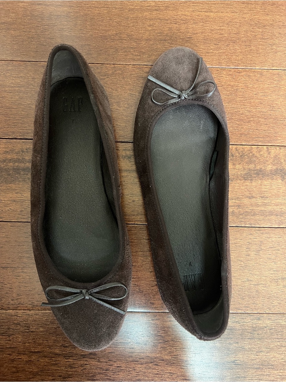 GAP Women's Brown Suede Ballet Flats